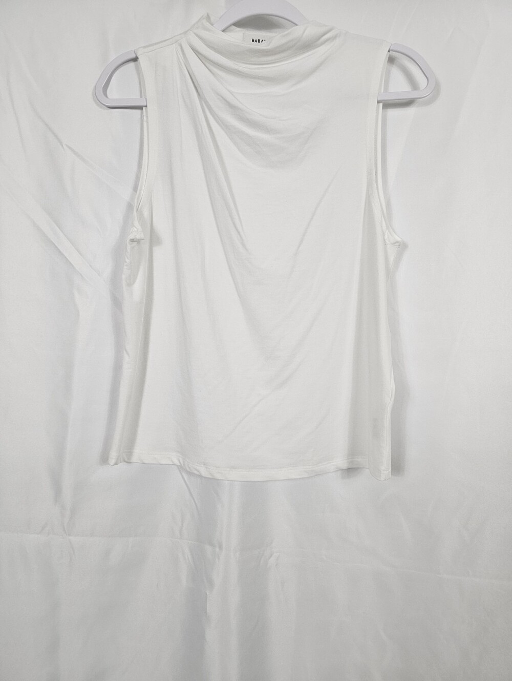 NWOT Aritzia Babaton Boardroom Top in White - Size S